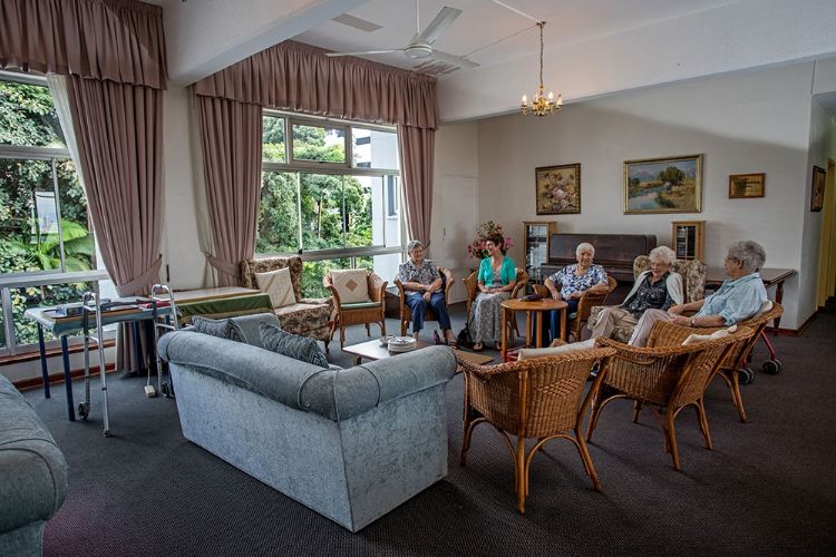 Lounge at Eden Gardens - Eden gardens, retirement complexes durban, retirement complex durban, retirement home, eden garden complex, retirement units, retirement units durban, old age home, retirement, retirement complex, retirement home durban